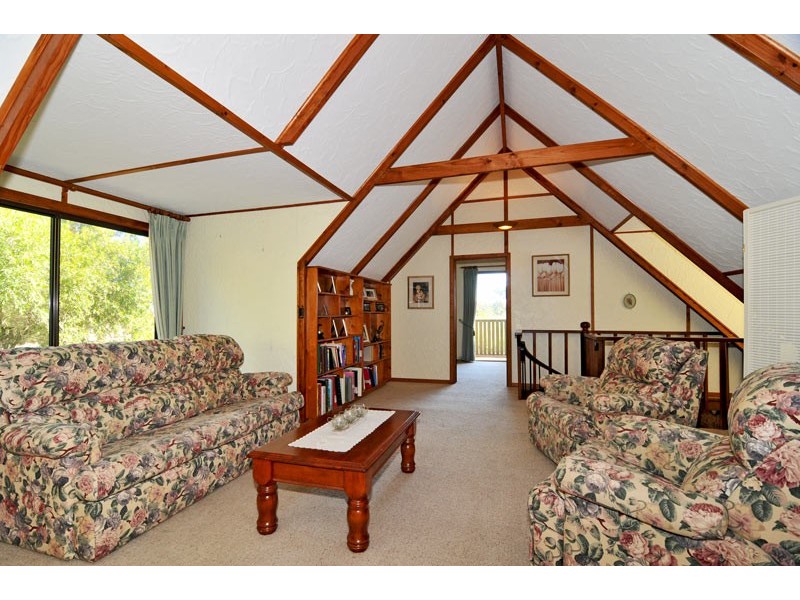 28 Heron Street, Dudley Park WA 6210