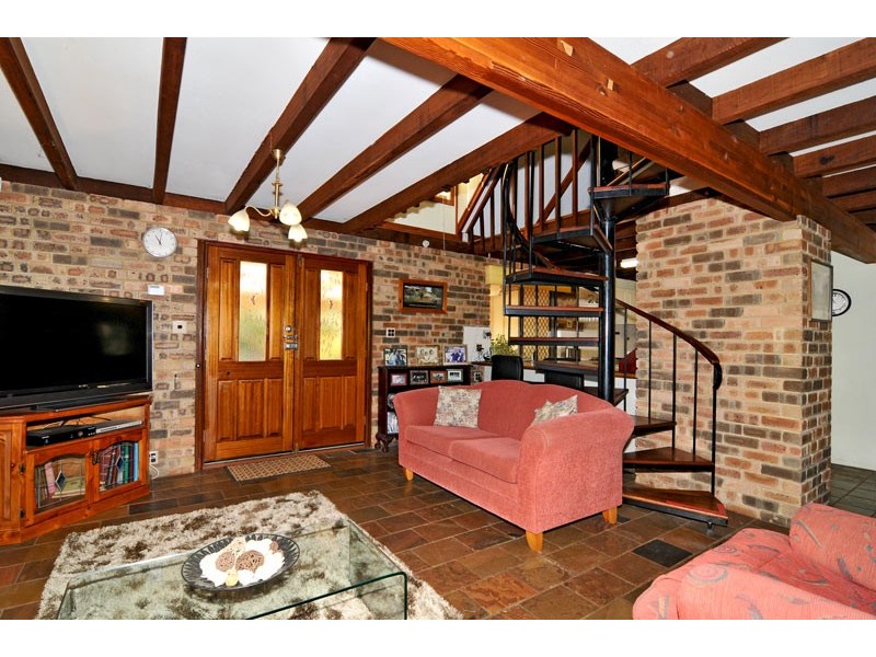 28 Heron Street, Dudley Park WA 6210