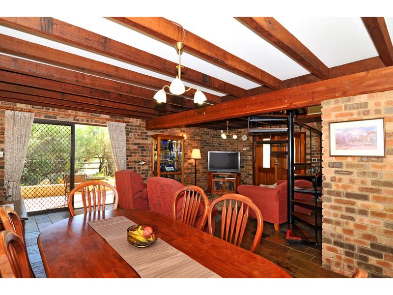 28 Heron Street, Dudley Park WA 6210