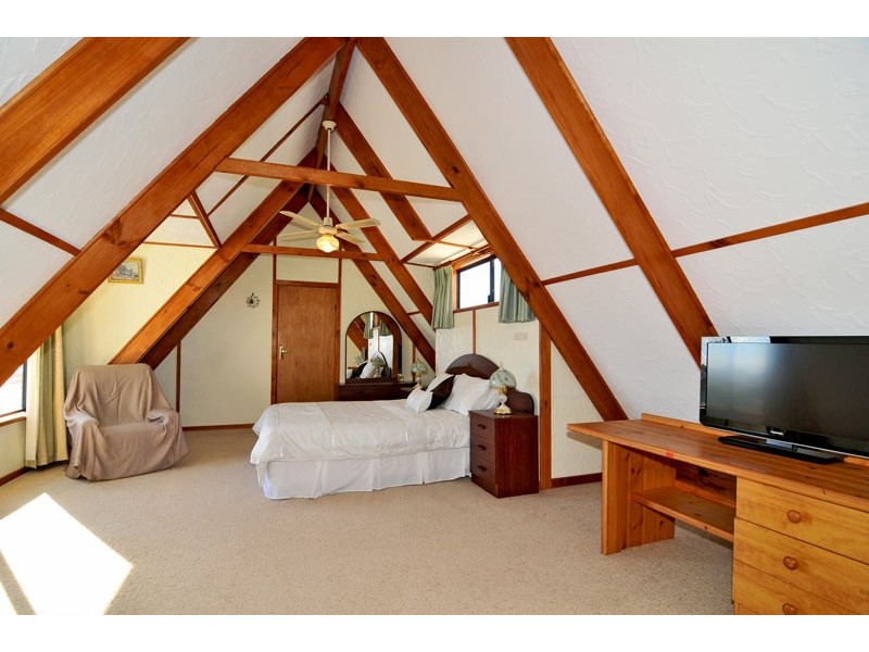 28 Heron Street, Dudley Park WA 6210