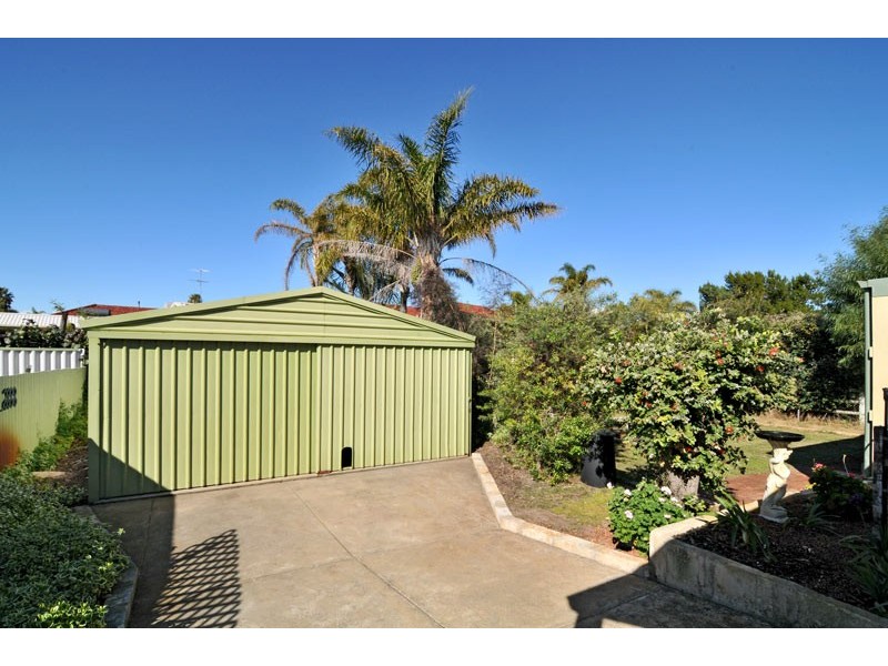 28 Heron Street, Dudley Park WA 6210