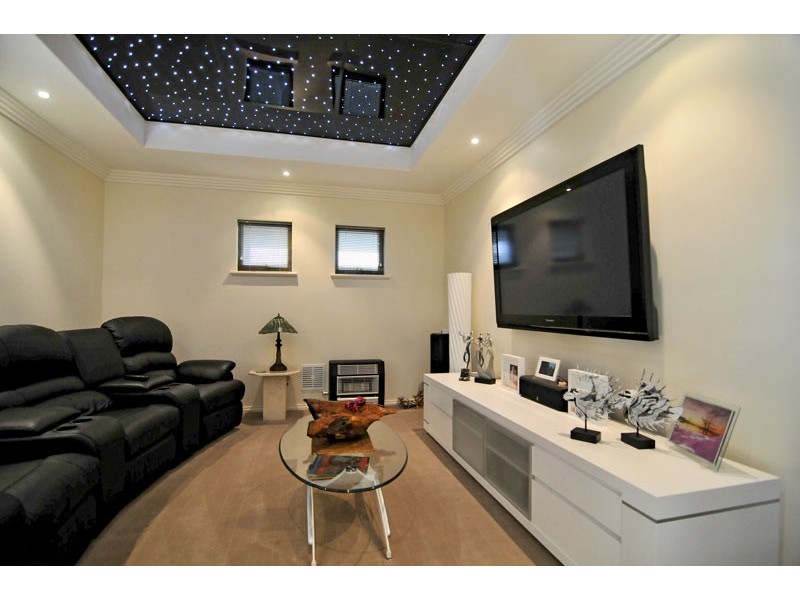 30 Tranquility Way, Halls Head WA 6210