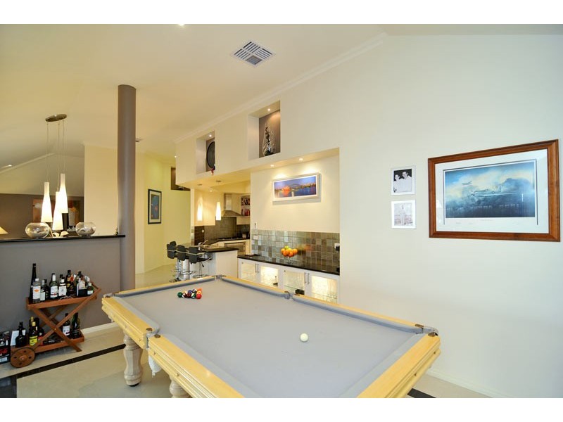 30 Tranquility Way, Halls Head WA 6210