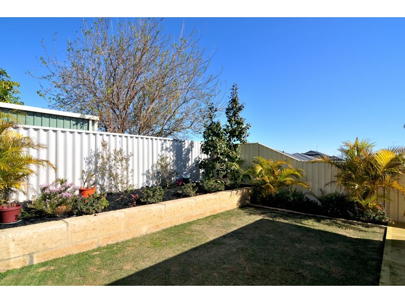 30 Tranquility Way, Halls Head WA 6210