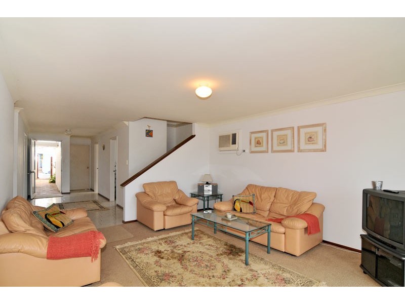 80 Waterside Drive, Dudley Park WA 6210
