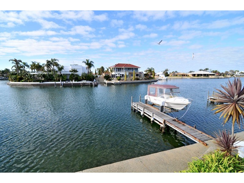 80 Waterside Drive, Dudley Park WA 6210