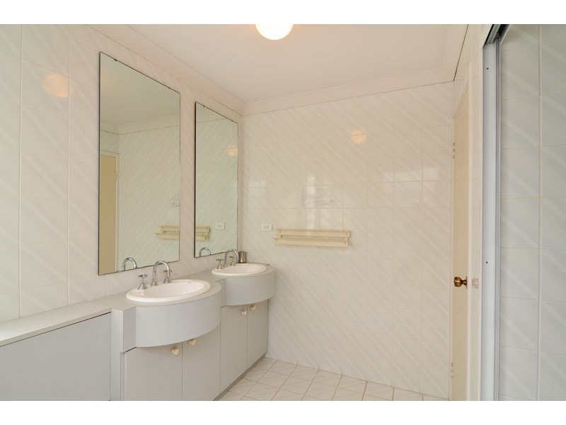 80 Waterside Drive, Dudley Park WA 6210