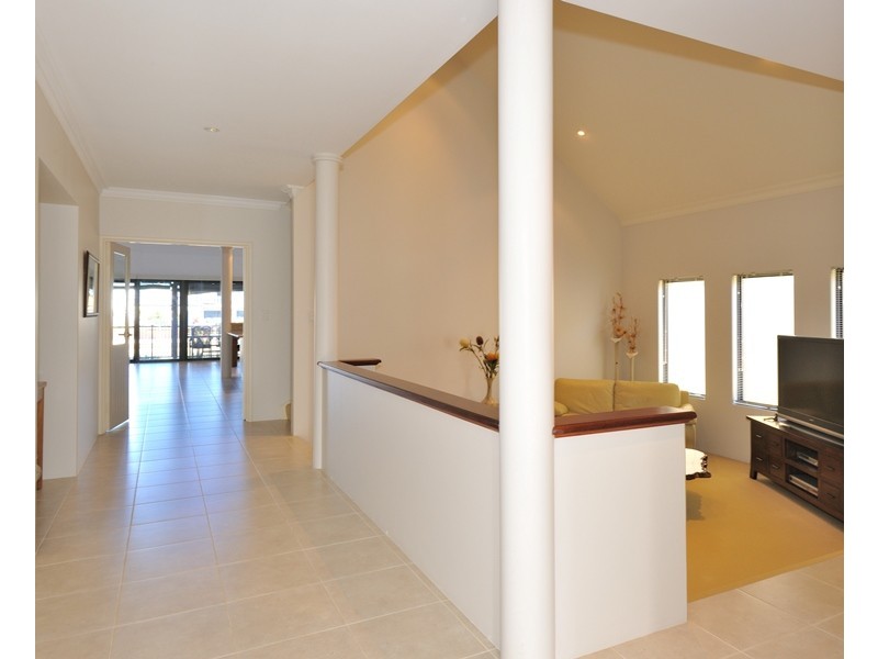 12 Bermuda Place, Halls Head WA 6210