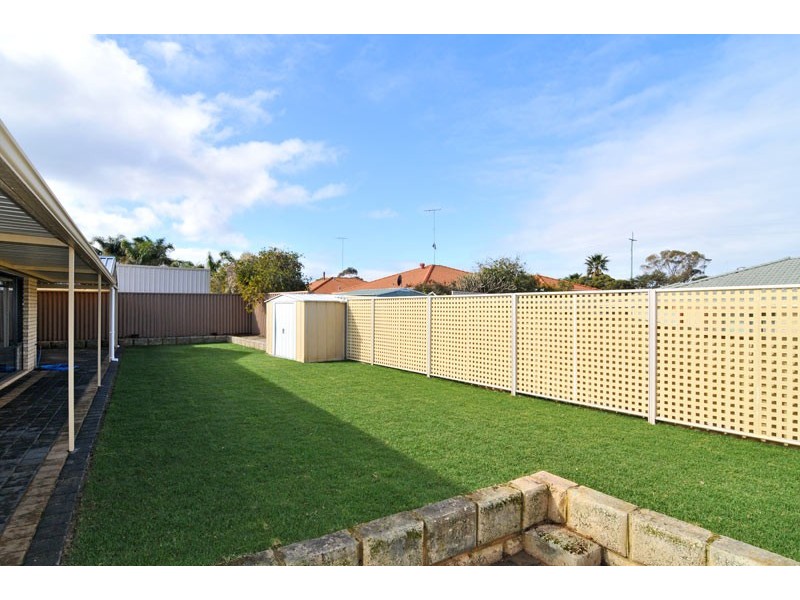 1 Augusta Mews, Meadow Springs WA 6210