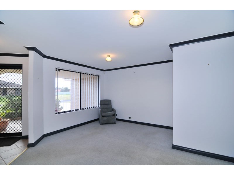 1 Augusta Mews, Meadow Springs WA 6210