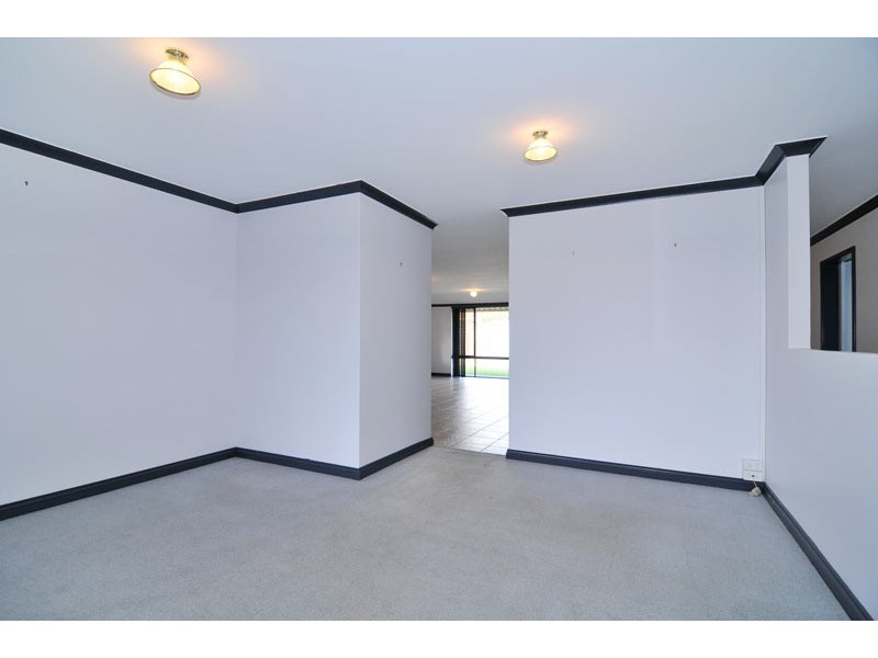 1 Augusta Mews, Meadow Springs WA 6210