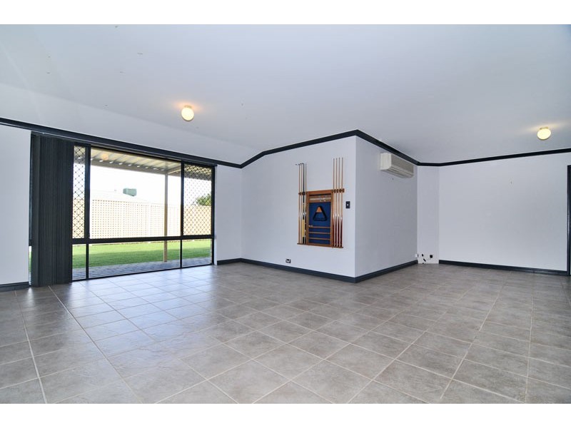 1 Augusta Mews, Meadow Springs WA 6210