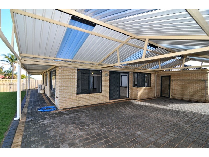 1 Augusta Mews, Meadow Springs WA 6210