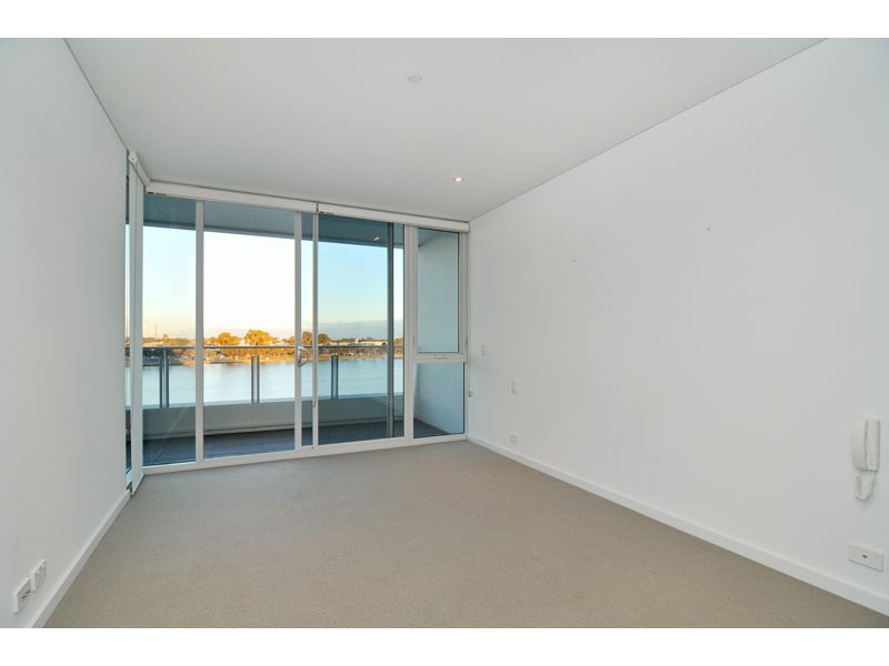 403/3 Marco Polo Drive, Mandurah WA 6210