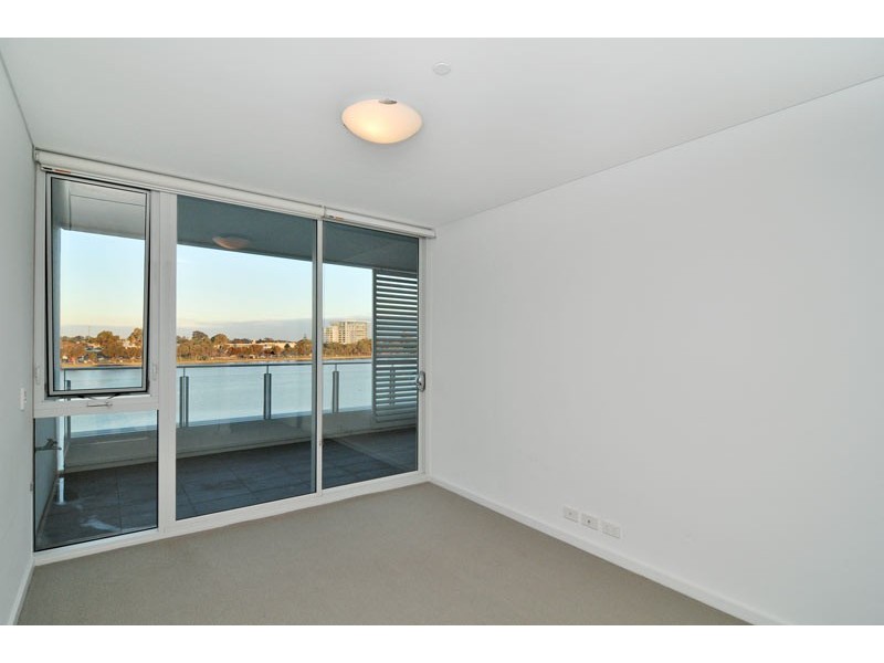 403/3 Marco Polo Drive, Mandurah WA 6210