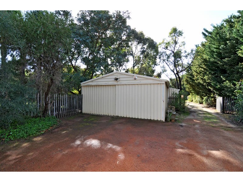 31 Nutbush Avenue, Falcon WA 6210