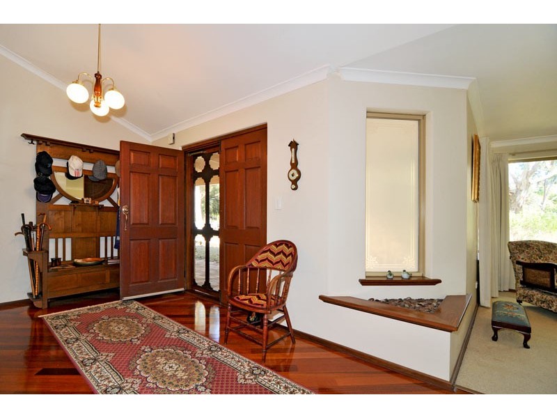 31 Nutbush Avenue, Falcon WA 6210