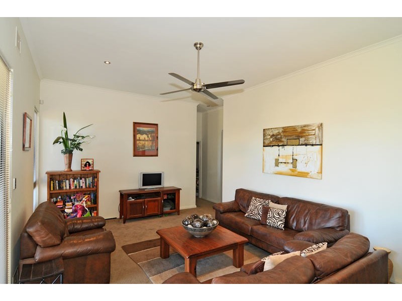 8 Ashley Terrace, Dawesville WA 6211