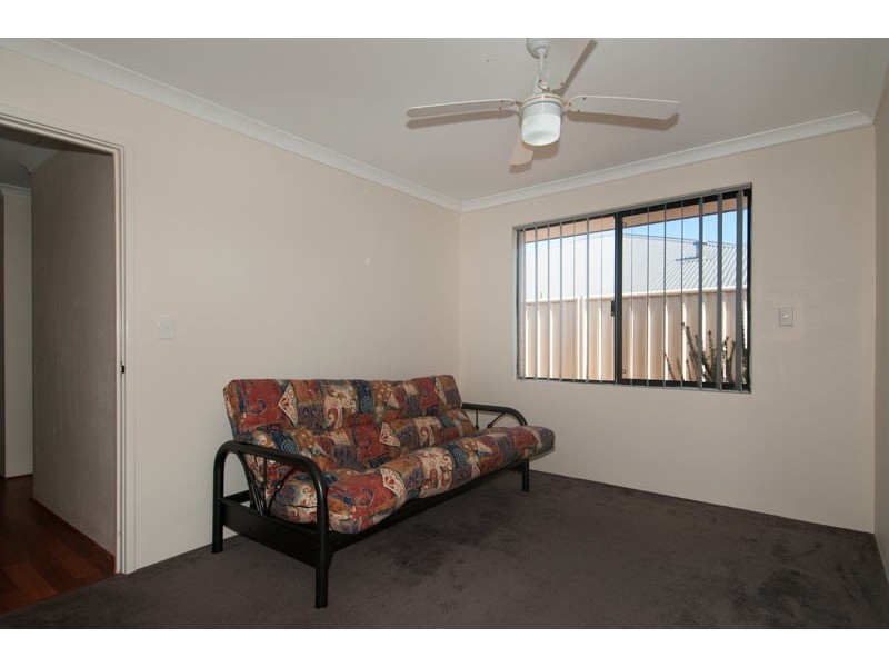 5 Albina Chase, Lakelands WA 6180