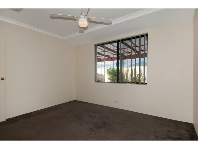 5 Albina Chase, Lakelands WA 6180