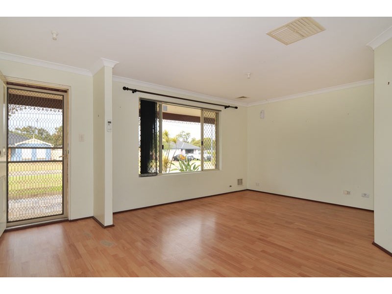33 Casula Avenue, Coodanup WA 6210