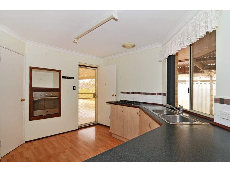 33 Casula Avenue, Coodanup WA 6210