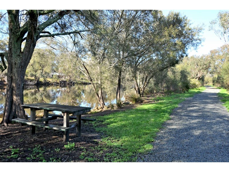 3A Esk Court, Greenfields WA 6210