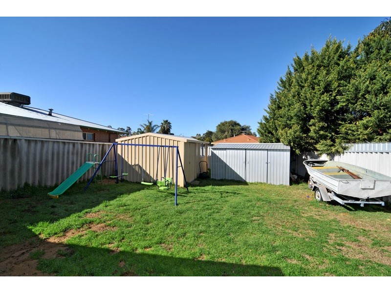 6A Falstaff Close, Greenfields WA 6210