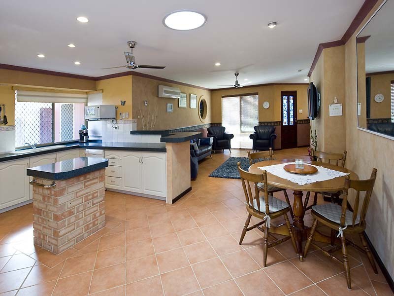 4 Donnelly Gardens, Dudley Park WA 6210