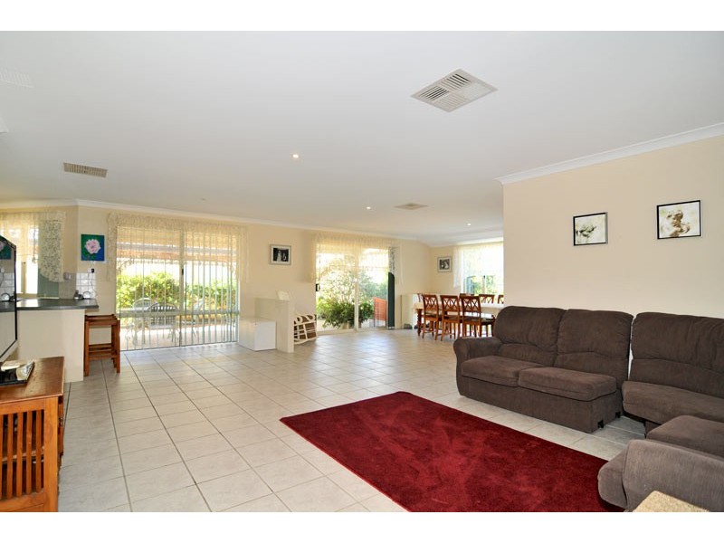 26 Petit Loop, Dudley Park WA 6210