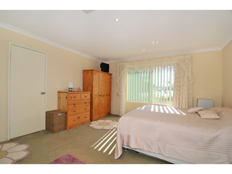 26 Petit Loop, Dudley Park WA 6210