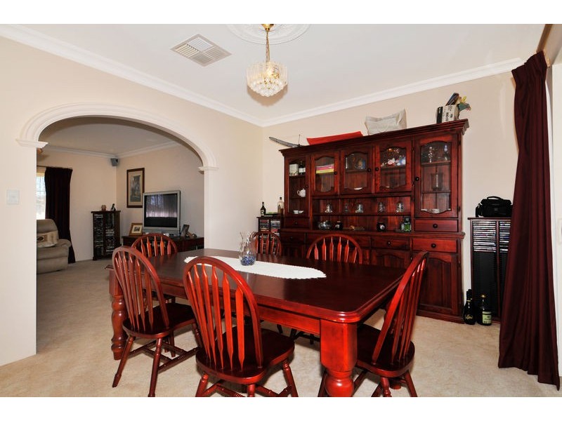 72 Midsummer Circle, Pinjarra WA 6208
