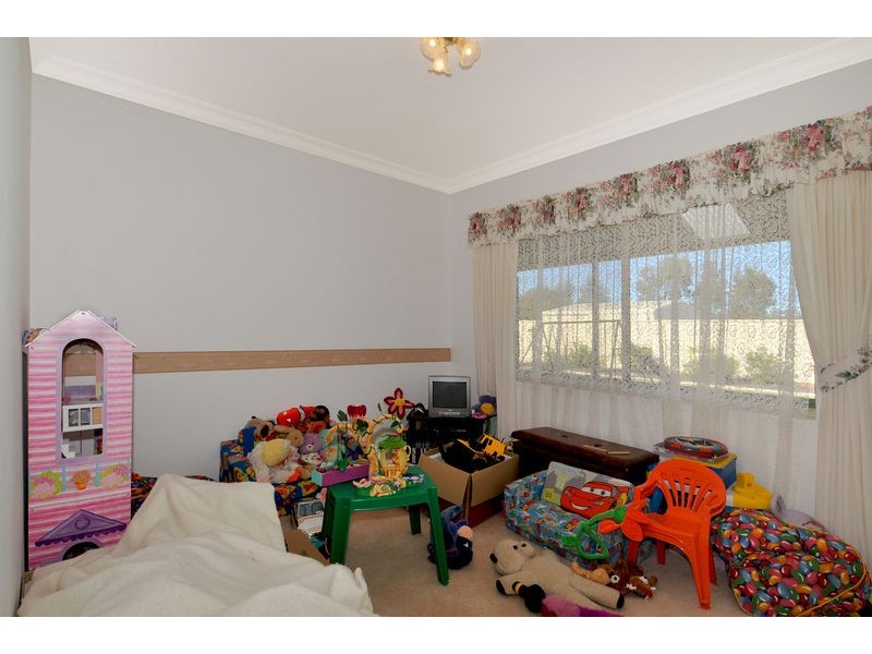 72 Midsummer Circle, Pinjarra WA 6208