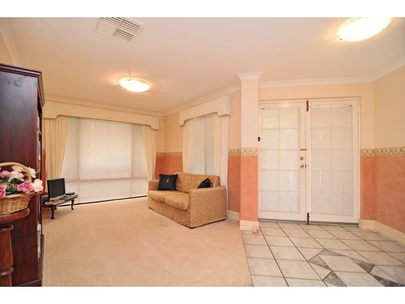 7 Aboyne Close, Coodanup WA 6210