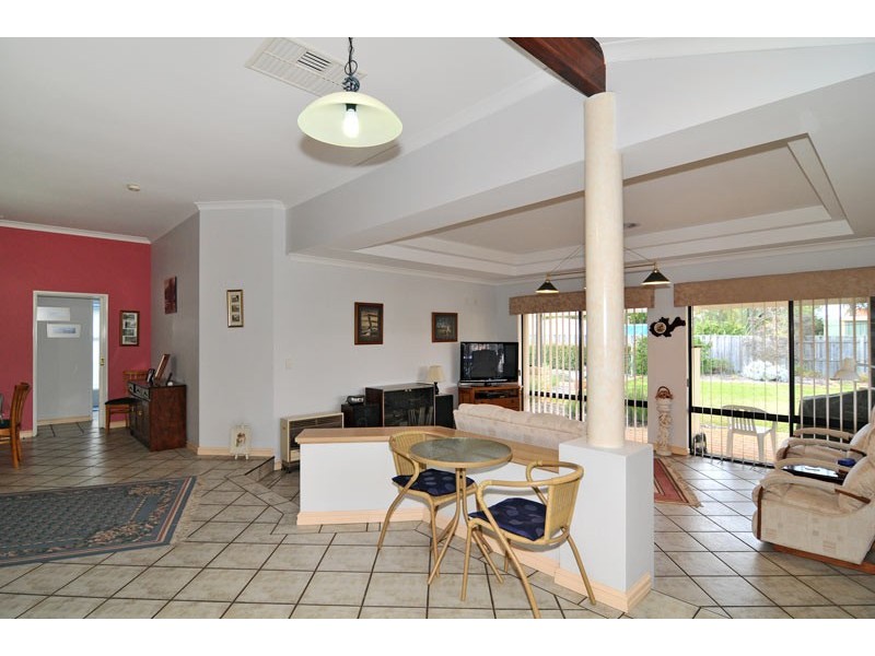 7 Aboyne Close, Coodanup WA 6210