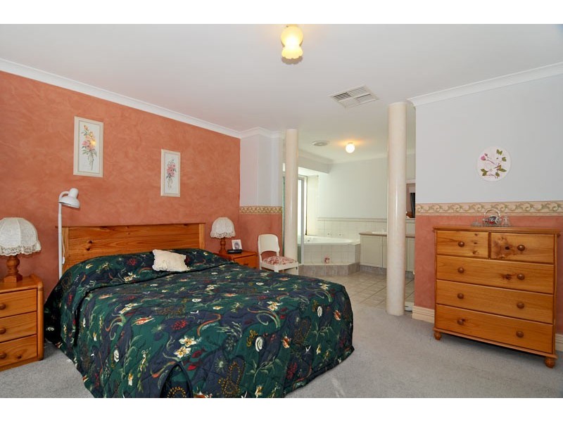7 Aboyne Close, Coodanup WA 6210