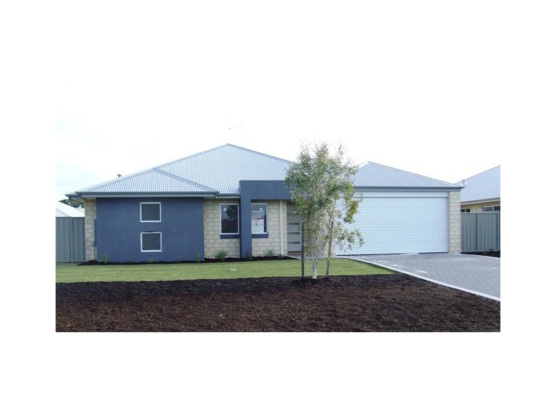 34 Nairn Rd, Coodanup WA 6210