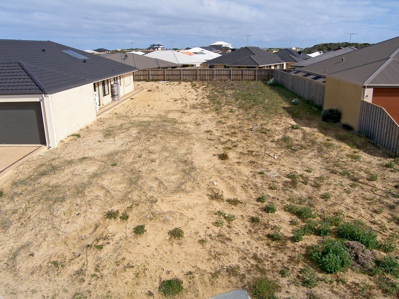 17 Tectona Way, Halls Head WA 6210