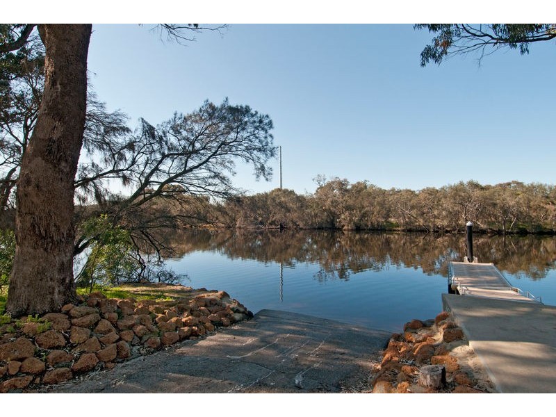 19 Koolyanga Place, Greenfields WA 6210