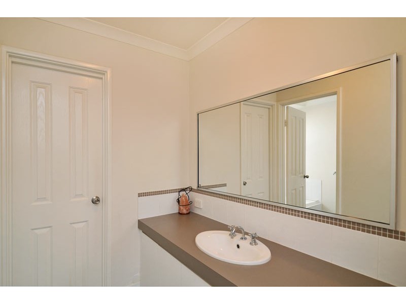 44 Buttercup Parkway, Halls Head WA 6210