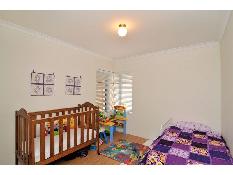 4 Rosella Way, Coodanup WA 6210