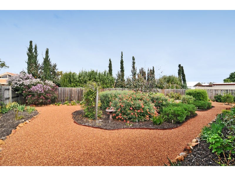 4 Rosella Way, Coodanup WA 6210