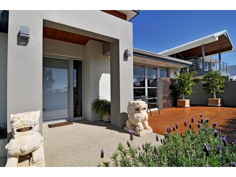 13 Mandjar Lane, Wannanup WA 6210