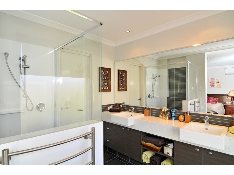 13 Mandjar Lane, Wannanup WA 6210