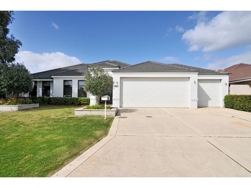 18 Cohen Vista, Lakelands WA 6180