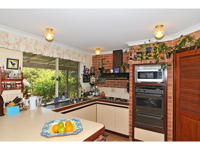 23 Raywood Road, Bouvard WA 6211