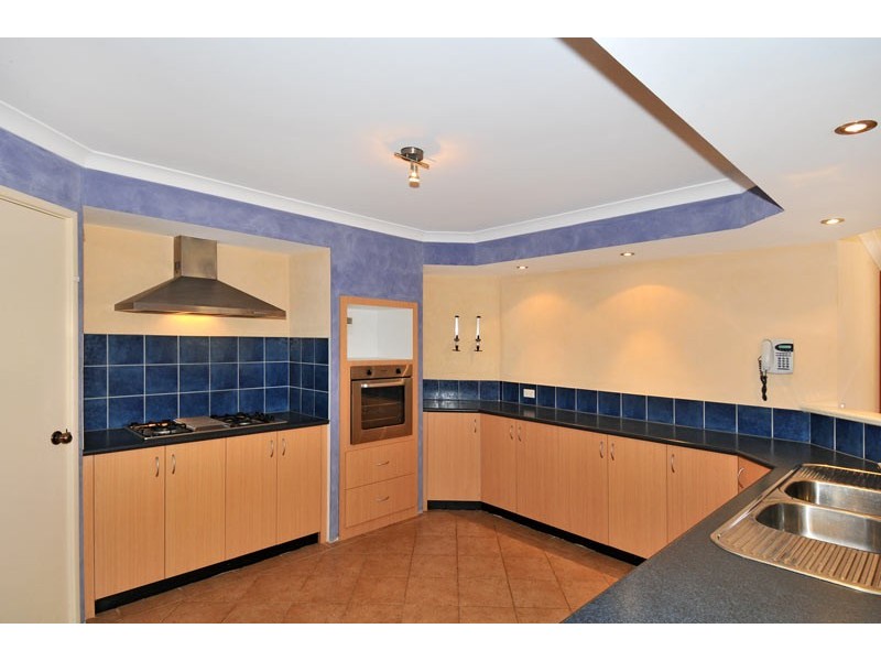 11 Eddy Street, Coodanup WA 6210