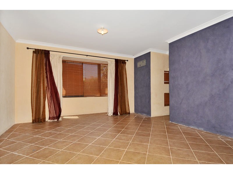 11 Eddy Street, Coodanup WA 6210