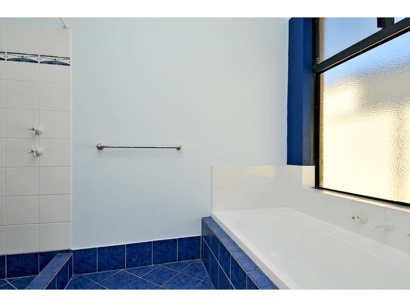 11 Eddy Street, Coodanup WA 6210