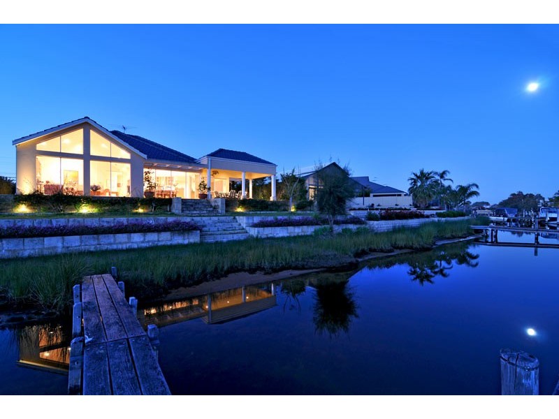 42 Banksia Terrace, South Yunderup WA 6208